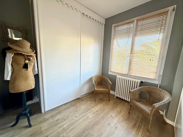 Maison 10 pièces 180 m2