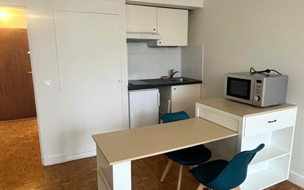 Appartement à louer    1 pièce • 30 m2 Saint-Mandé