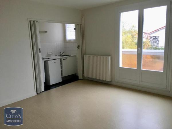 Appartement à louer 1 pièce 27.14m² Clermont-Ferrand (63100)