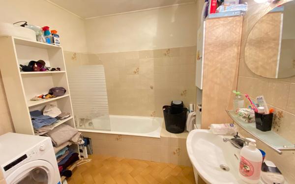 Appartement à vendre    4 pièces • 81,38 m2 Laragne-Montéglin