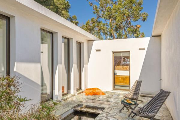 Villa Vignarella, Les pieds dans l’eau – Domaine privé confidentiel