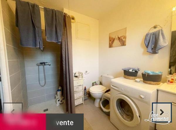 PORTE D'ESPAGNE T2 REZ DE JARDIN (terrasse , Jardin et place de stationnement privatif)