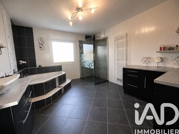 Maison à vendre 7 pièces 196 m² Lillers