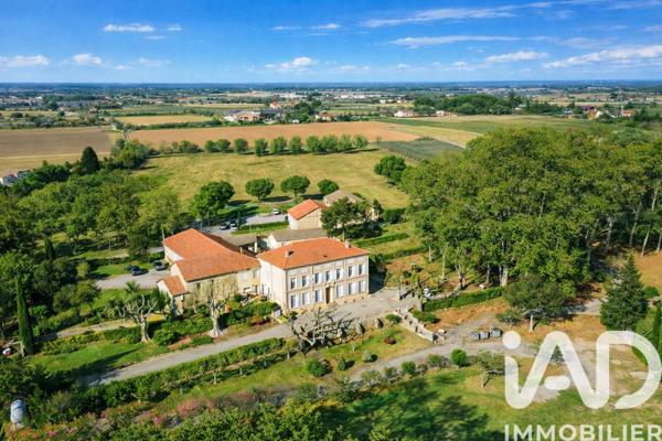 Maison à vendre 15 pièces 469 m² Manosque