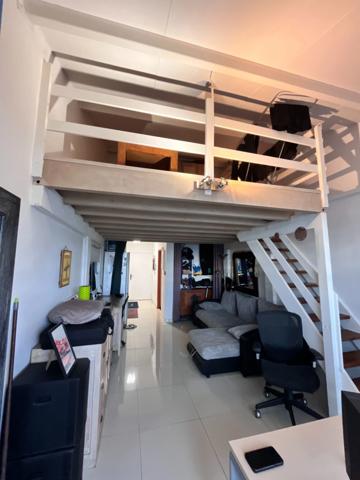 Appartement à vendre 1 pièces SAINT GILLES LES BAINS (974)