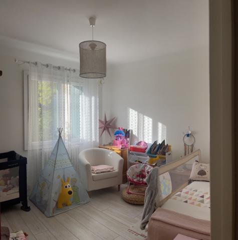 Maison cinq  pièces avec terrasse