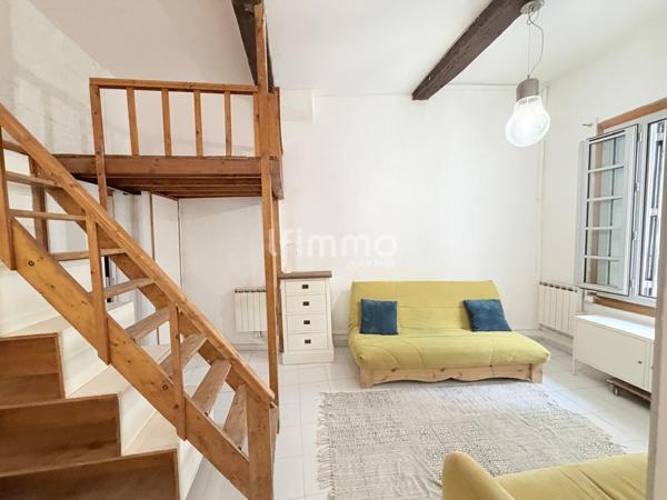 Studio 22 m² Montpellier centre, grande hauteur sous plafond