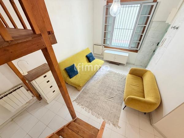 Studio 22 m² Montpellier centre, grande hauteur sous plafond
