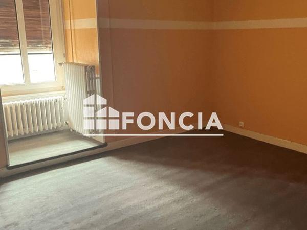 Location Appartement 4 pièces 84.9 m² - 1 PLACE DE LA REPUBLIQUE Wissembourg 67160