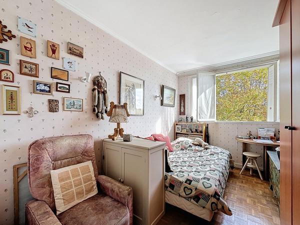 Appartement 80m² 2chambres 5min RER garage