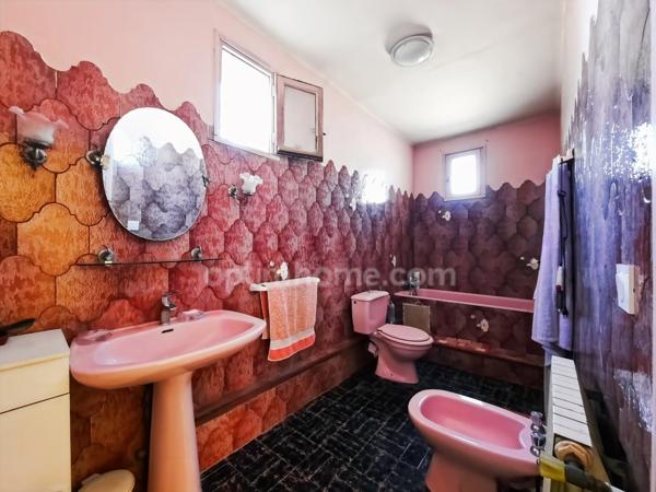 MAISON INDIVIDUELLE, A RENOVER AVEC GARAGE ET JARDIN, PROCHE CENTRE VILLE DE NARBONNE