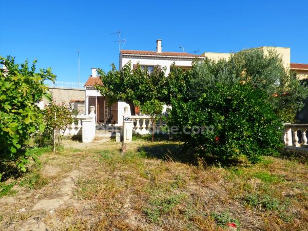 MAISON INDIVIDUELLE, A RENOVER AVEC GARAGE ET JARDIN, PROCHE CENTRE VILLE DE NARBONNE
