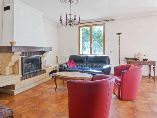 MAISON INDIVIDUELLE, A RENOVER AVEC GARAGE ET JARDIN, PROCHE CENTRE VILLE DE NARBONNE