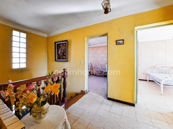 MAISON INDIVIDUELLE, A RENOVER AVEC GARAGE ET JARDIN, PROCHE CENTRE VILLE DE NARBONNE