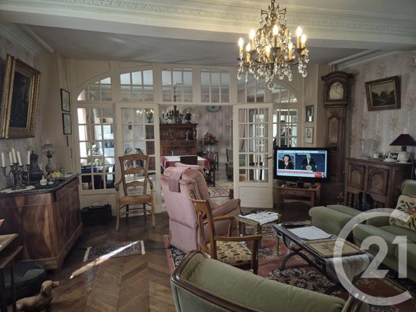 Maison à vendre  8 pièces - 232 m 2   ALBERT  - 80