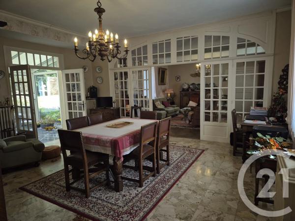 Maison à vendre  8 pièces - 232 m 2   ALBERT  - 80