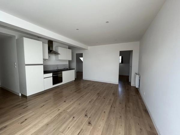 Location                                                      Appartement
                        
                     3 pièces                      47 m2                     à Guise