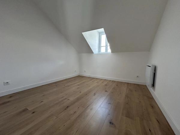 Location                                                      Appartement
                        
                     3 pièces                      47 m2                     à Guise