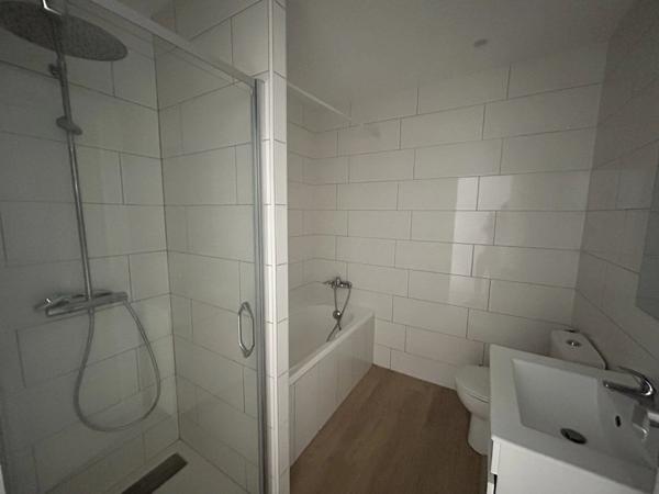 Location                                                      Appartement
                        
                     3 pièces                      47 m2                     à Guise