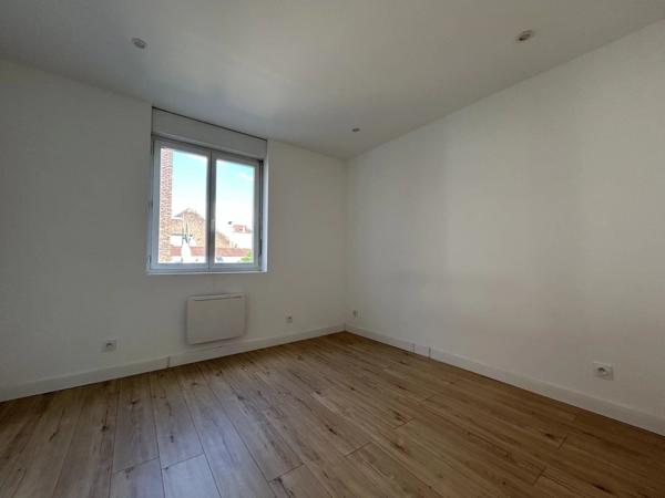 Location                                                      Appartement
                        
                     3 pièces                      47 m2                     à Guise