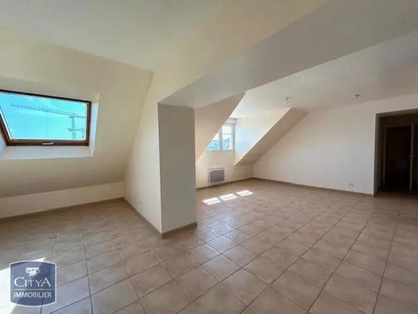 Appartement à louer 3 pièces 79.65m² Cherbourg-en-Cotentin (50100)