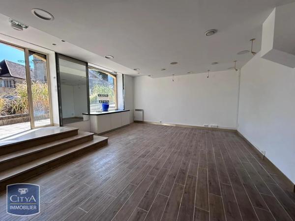 Local professionnel à louer Sarlat-la-Canéda (24200)