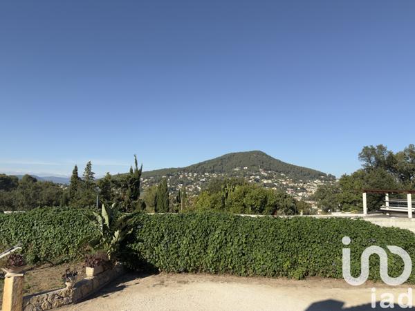 Maison à vendre 4 pièces 161 m² Carqueiranne