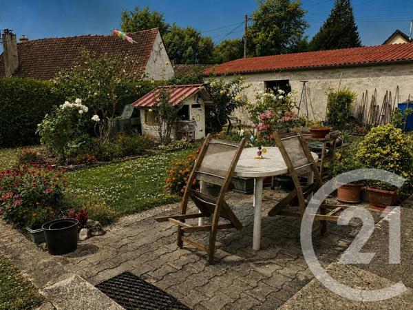 Maison à vendre  5 pièces - 107,70 m 2   ABBEVILLE  - 80