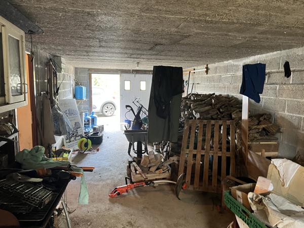 Charmante maison bretonne avec grand jardin, proche Quintin