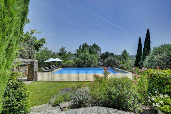 Vente Maison de luxe Aix-en-Provence 7 Pièces 171 m²