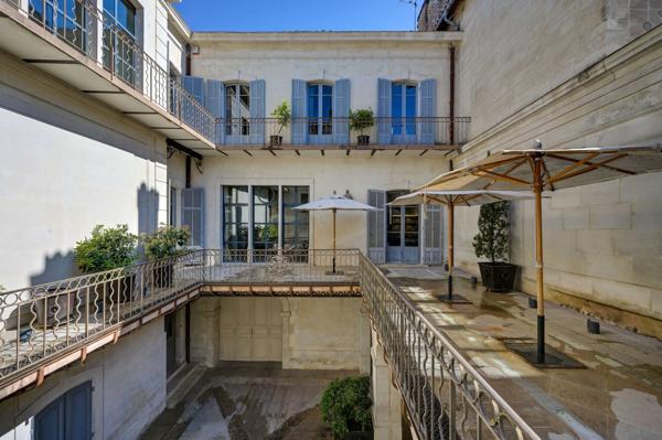 Vente Hôtel particulier Avignon 14 Pièces 565 m²
