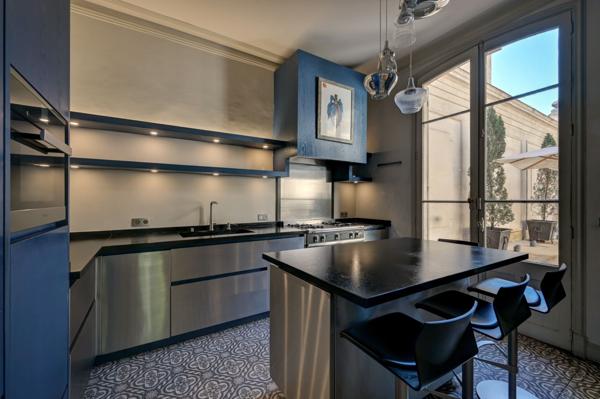 Vente Hôtel particulier Avignon 14 Pièces 565 m²