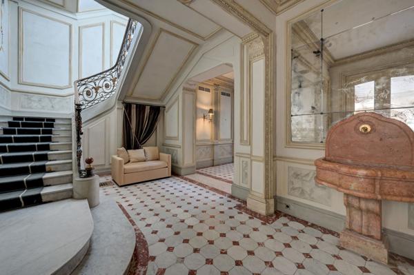 Vente Hôtel particulier Avignon 14 Pièces 565 m²
