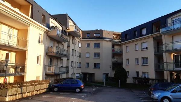 Appartement à louer 2 pièces 47.3m² Yvetot (76190)
