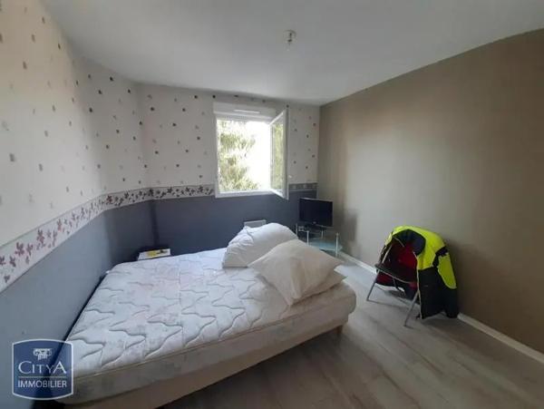 Appartement à louer 2 pièces 47.3m² Yvetot (76190)