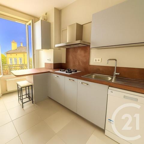 Appartement F5 à vendre  5 pièces - 83 m2 ST ETIENNE - 42
