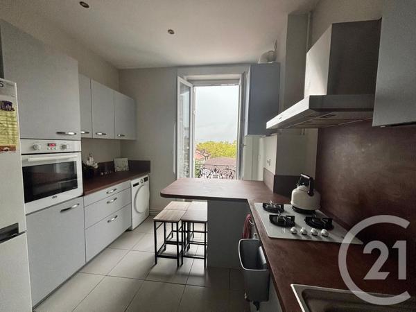 Appartement F5 à vendre  5 pièces - 83 m2 ST ETIENNE - 42