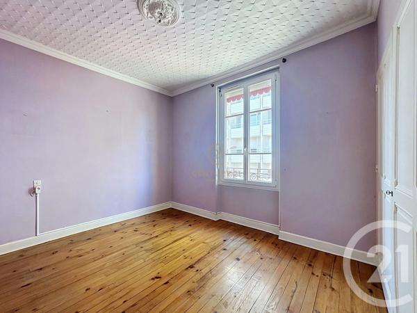 Maison à vendre  4 pièces - 111 m 2   LYON  - 69008