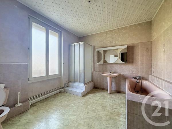 Maison à vendre  4 pièces - 111 m 2   LYON  - 69008