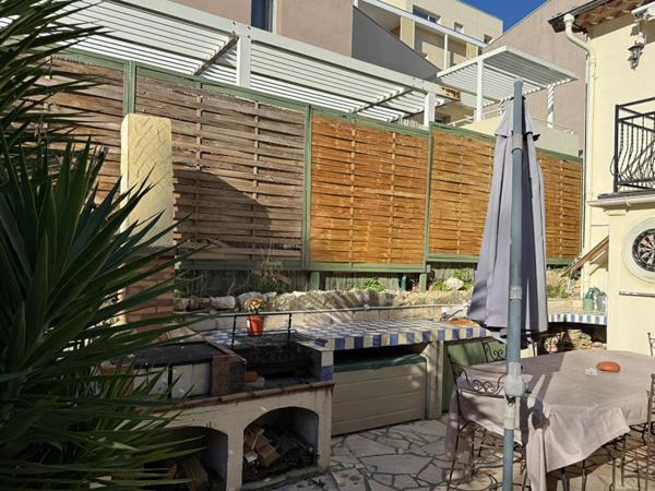 Vence  centre ville, Maison 5 pièces 114 m2