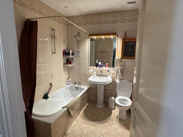 Vence  centre ville, Maison 5 pièces 114 m2