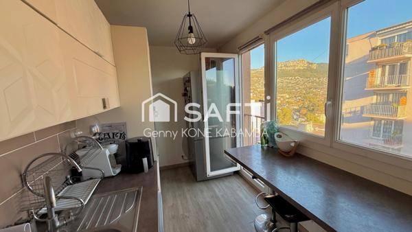 Toulon Ouest, fauxT4 dans un cadre de vie agréable