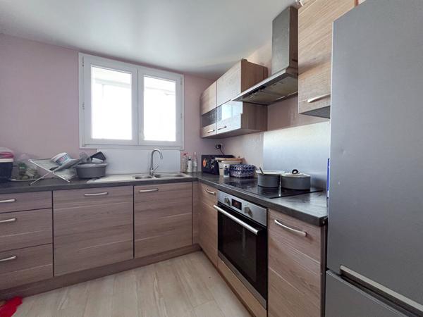 A vendre - Appartement Type 5 de 77 m² avec cave "Angers Lafayette/ proche Gare"