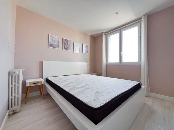 A vendre - Appartement Type 5 de 77 m² avec cave "Angers Lafayette/ proche Gare"