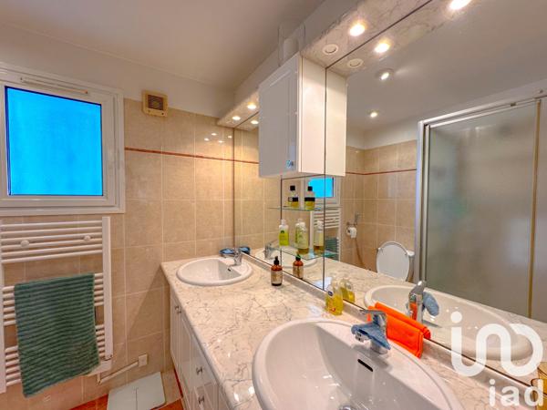 Maison à vendre 10 pièces 258 m² Roquebrune-sur-Argens