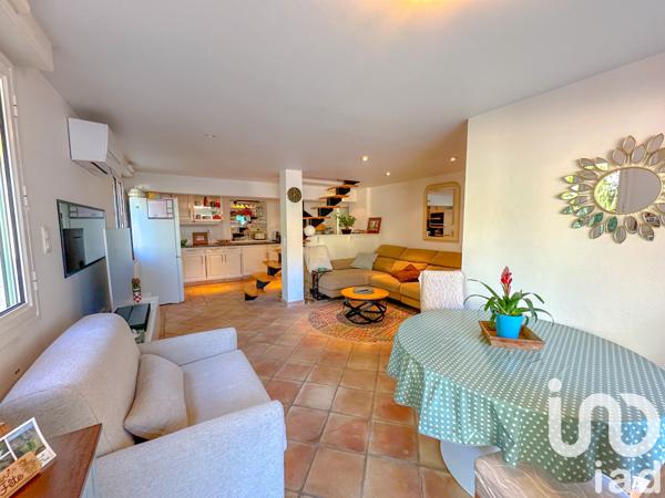 Maison à vendre 10 pièces 258 m² Roquebrune-sur-Argens