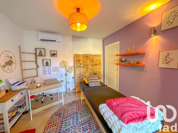 Maison à vendre 10 pièces 258 m² Roquebrune-sur-Argens