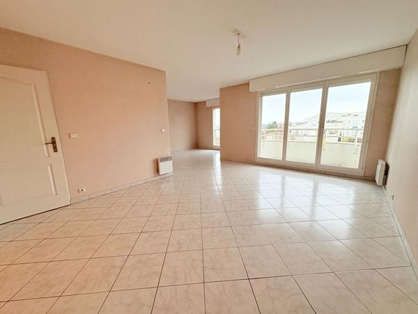 Appartement Rosny GOLF Métro L.11 - 3 pièces 72.8 m2