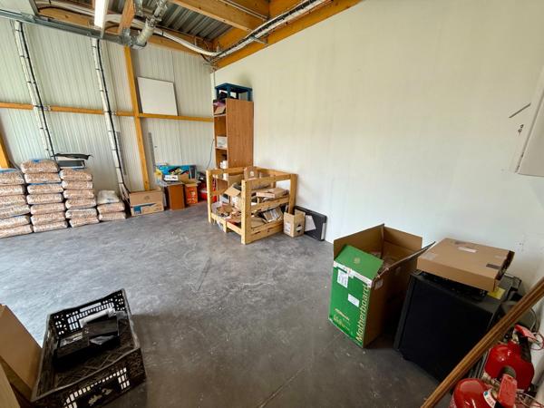 Local/bureau à louer TIERCE (49)