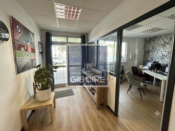 Local d'activites 340 m² à vendre CHANTEPIE (réf : 35.7255)